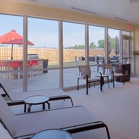 Отель Courtyard By Marriott Elmira Хорсхедс Экстерьер фото