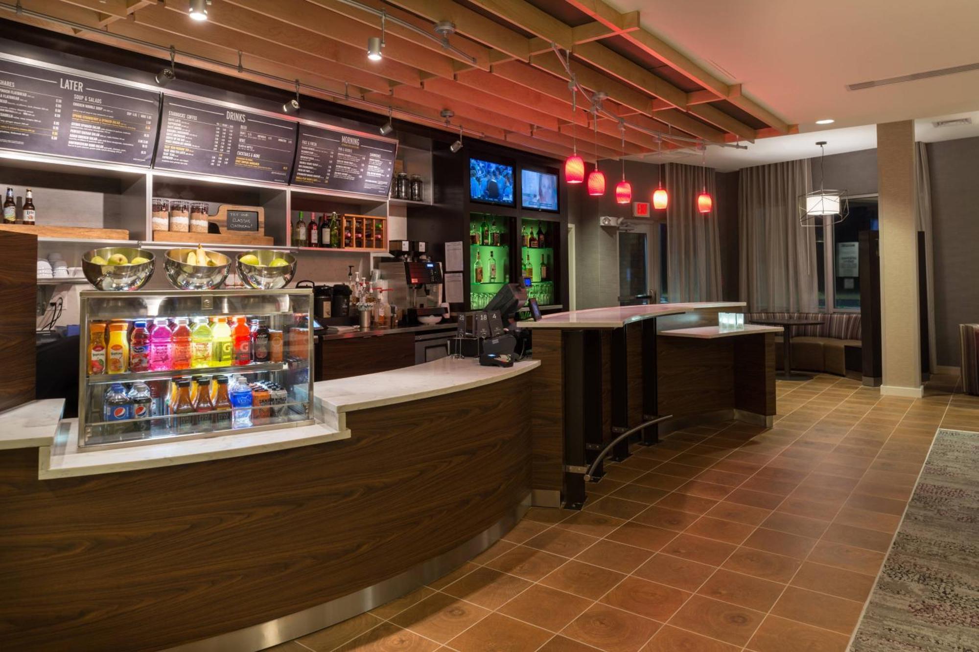 Отель Courtyard By Marriott Elmira Хорсхедс Экстерьер фото